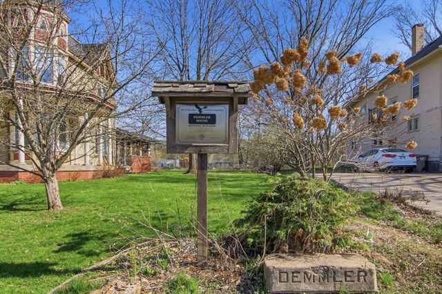 435 Jefferson Street, Eau Claire, WI 54701