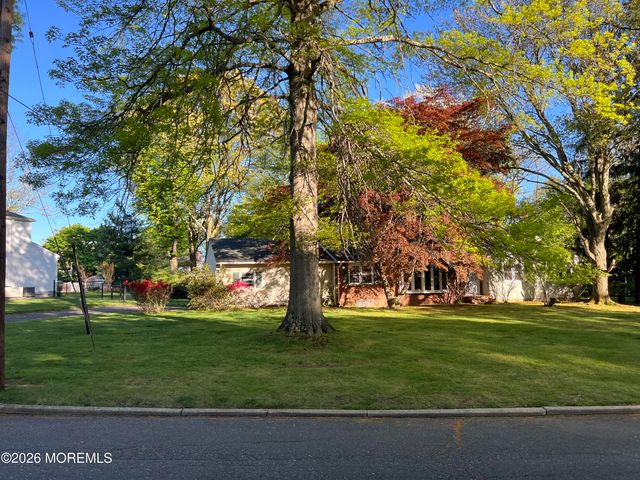 71 Marcshire Drive, Middletown, NJ 07748