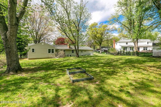 71 Marcshire Drive, Middletown, NJ 07748