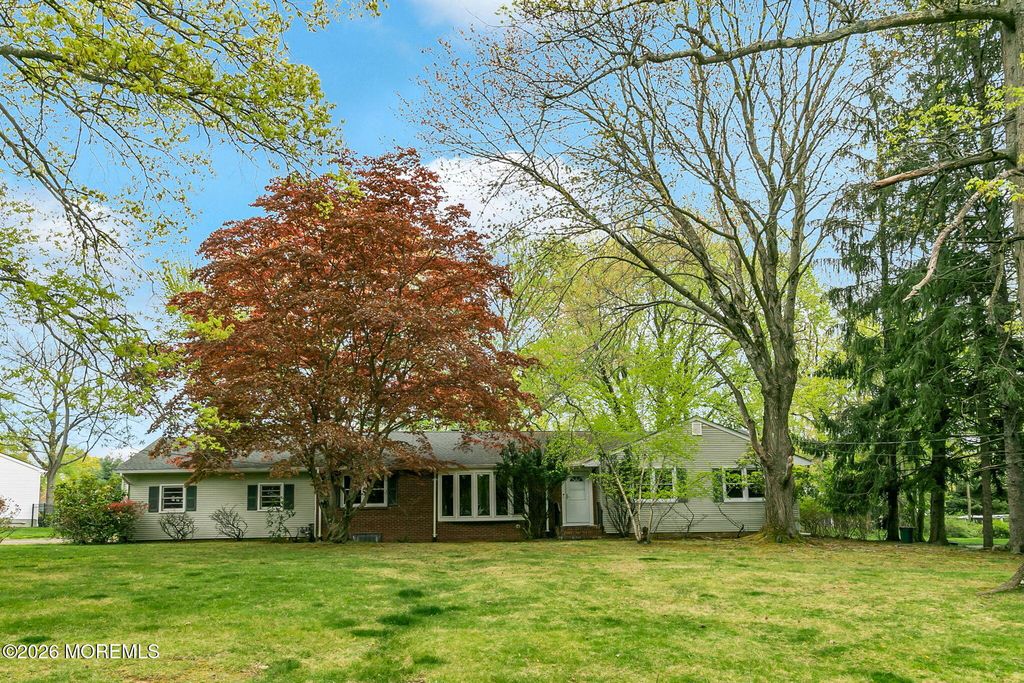 71 Marcshire Drive, Middletown, NJ 07748