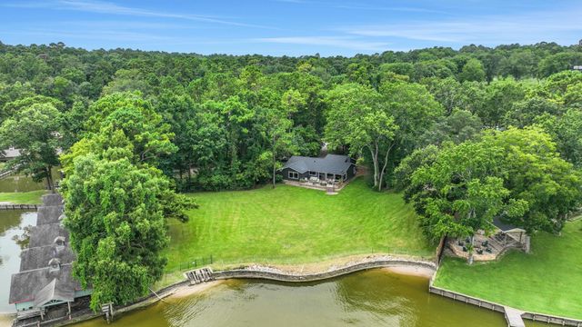 220 Harbor Run Drive, Coldspring, TX 77331
