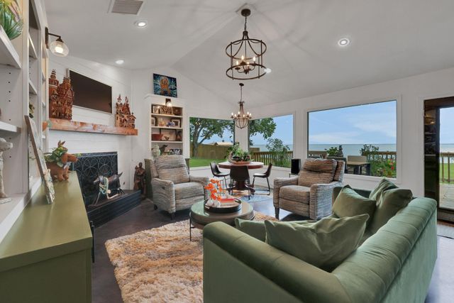 220 Harbor Run Drive, Coldspring, TX 77331