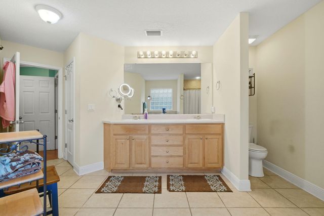 7599 Brewster Street, Navarre, FL 32566