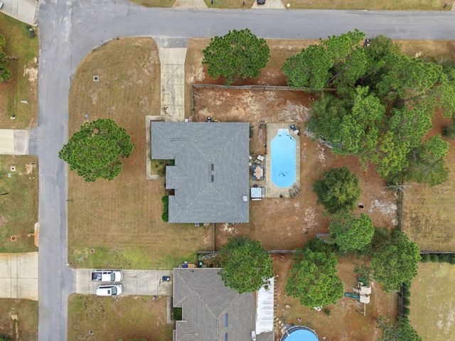 7599 Brewster Street, Navarre, FL 32566