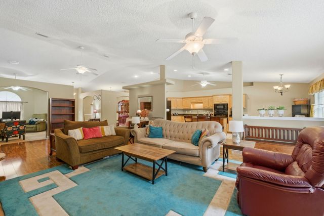 7599 Brewster Street, Navarre, FL 32566