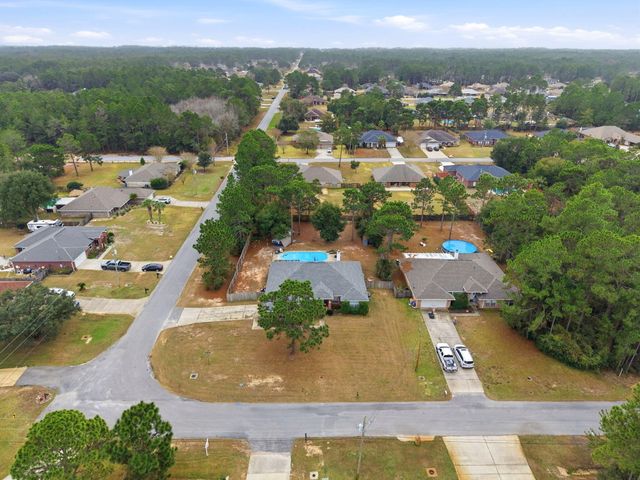 7599 Brewster Street, Navarre, FL 32566