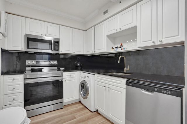 2501 S OCEAN Drive 338, Hollywood, FL 33019