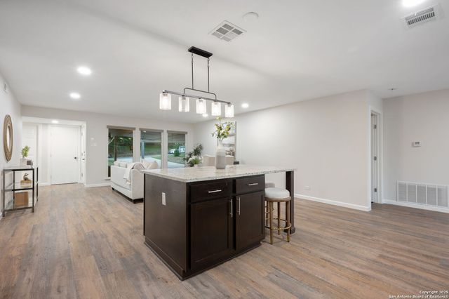 929 Morningside, Terrell Hills, TX 78209