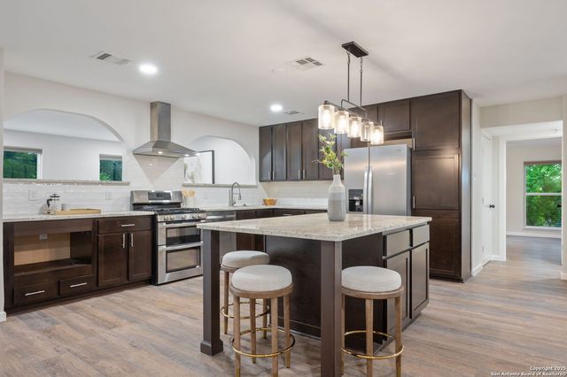 929 Morningside, Terrell Hills, TX 78209