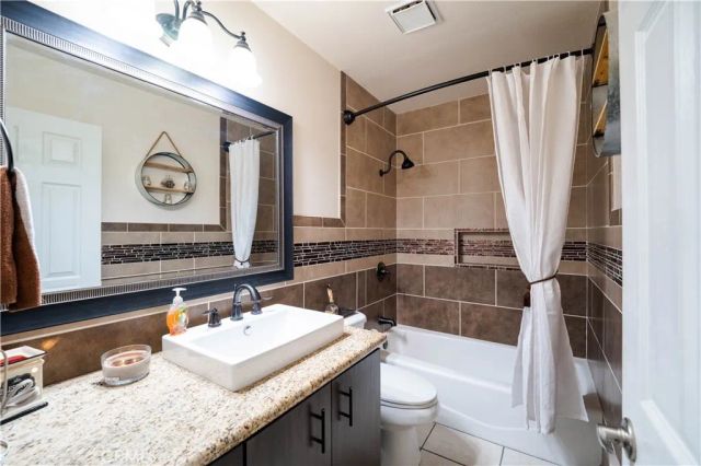 18303 Westlawn Street, Hesperia, CA 92345