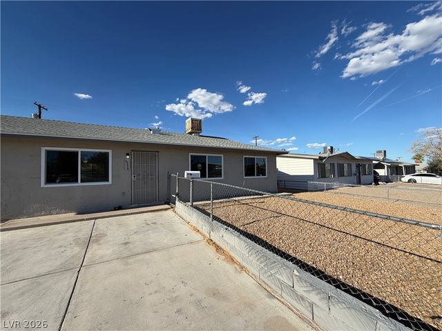 6336 Brittany Way, Las Vegas, NV 89107