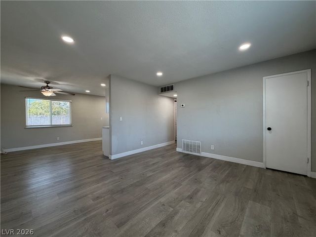 6336 Brittany Way, Las Vegas, NV 89107