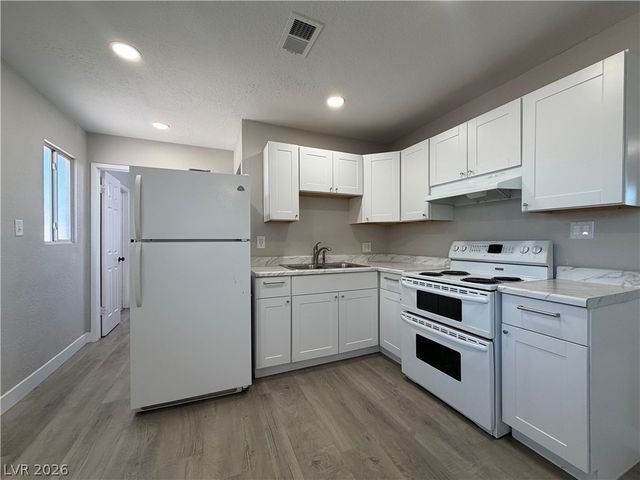 6336 Brittany Way, Las Vegas, NV 89107