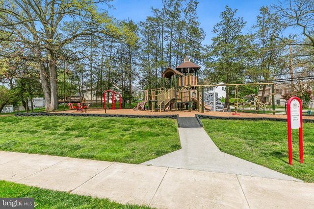 302 HIGHLAND AVE, Rockville, MD 20850