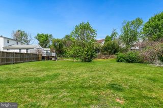 302 HIGHLAND AVE, Rockville, MD 20850