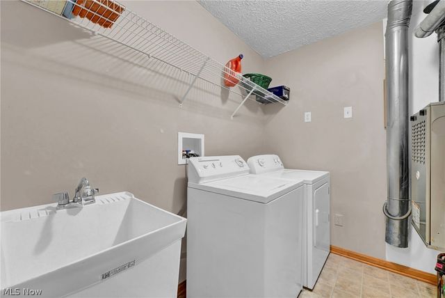 7596 Willow Woods Drive, North Olmsted, OH 44070