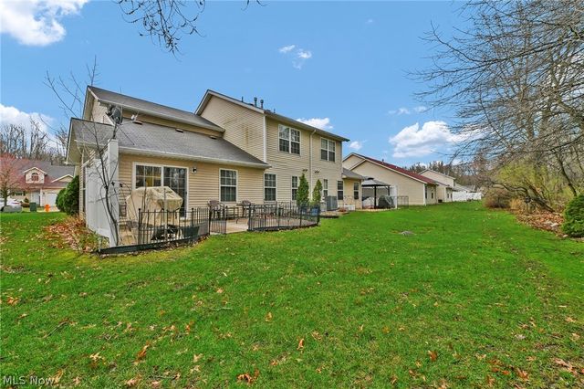 7596 Willow Woods Drive, North Olmsted, OH 44070