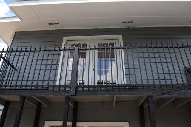 7715 Glover Street, Houston, TX 77012