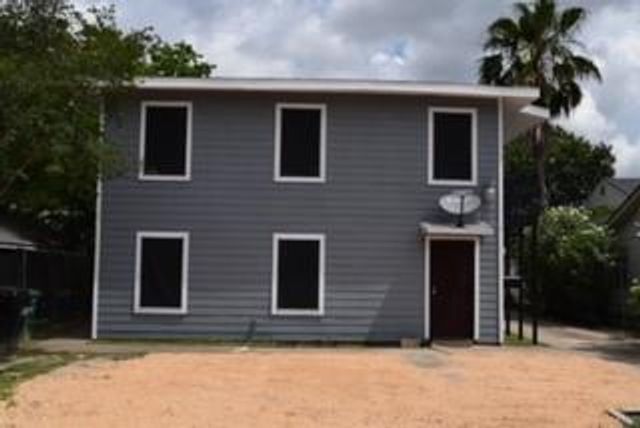 7715 Glover Street, Houston, TX 77012