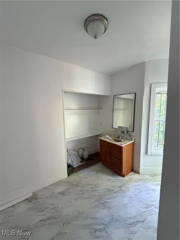 735 Parkwood Drive, Cleveland, OH 44108