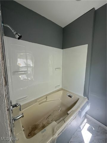 735 Parkwood Drive, Cleveland, OH 44108