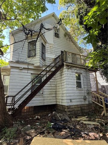 735 Parkwood Drive, Cleveland, OH 44108