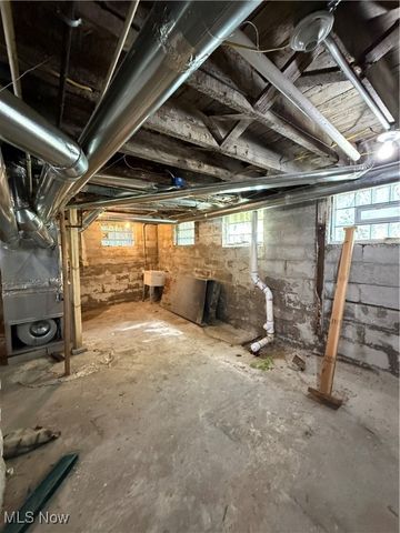 735 Parkwood Drive, Cleveland, OH 44108