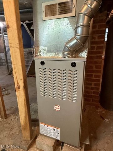 735 Parkwood Drive, Cleveland, OH 44108