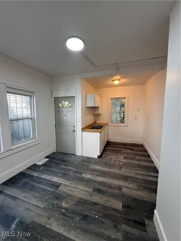 735 Parkwood Drive, Cleveland, OH 44108