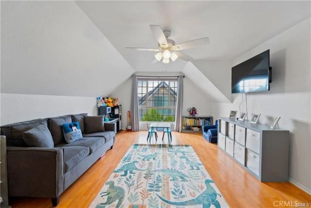 27065 Rio Prado Drive, Valencia, CA 91354