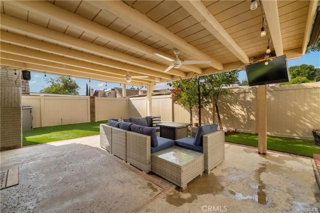 27065 Rio Prado Drive, Valencia, CA 91354