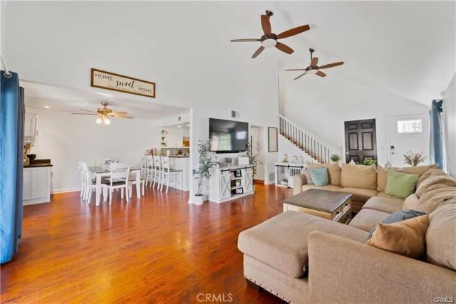 27065 Rio Prado Drive, Valencia, CA 91354