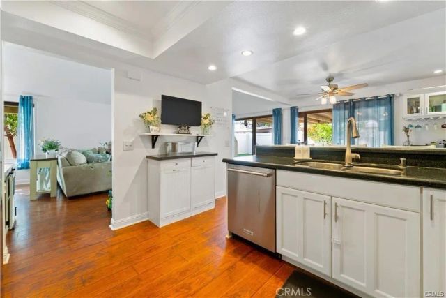 27065 Rio Prado Drive, Valencia, CA 91354