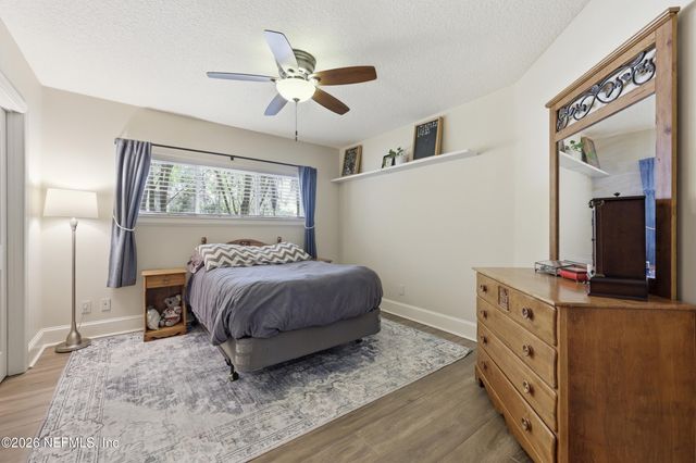 1800 THE GREENS Way 1603, Jacksonville Beach, FL 32250