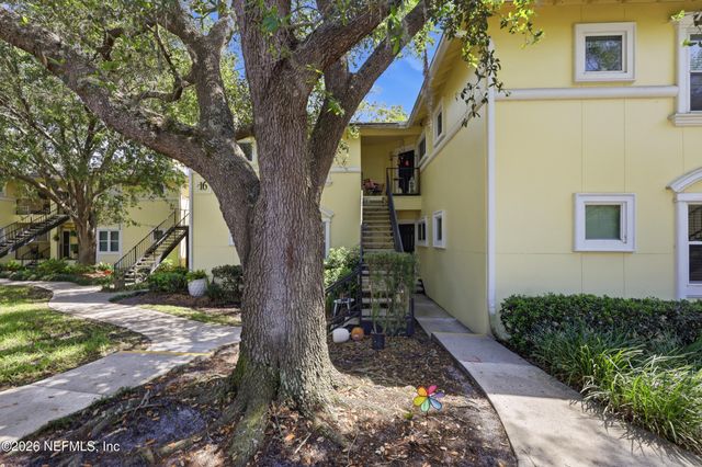 1800 THE GREENS Way 1603, Jacksonville Beach, FL 32250
