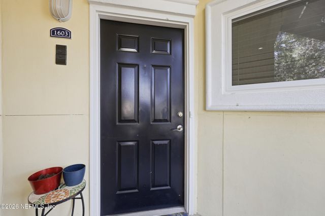 1800 THE GREENS Way 1603, Jacksonville Beach, FL 32250