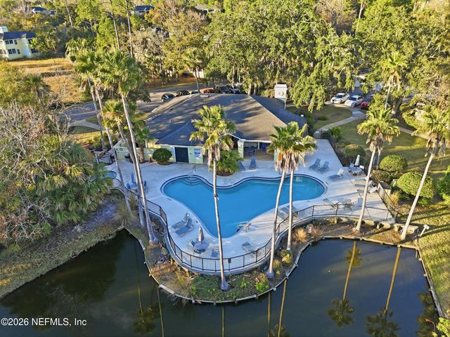 1800 THE GREENS Way 1603, Jacksonville Beach, FL 32250