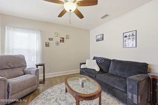 1800 THE GREENS Way 1603, Jacksonville Beach, FL 32250