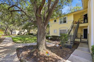1800 THE GREENS Way 1603, Jacksonville Beach, FL 32250