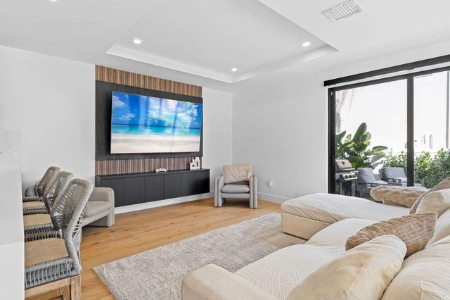 705 SW 8th Terrace, Fort Lauderdale, FL 33315