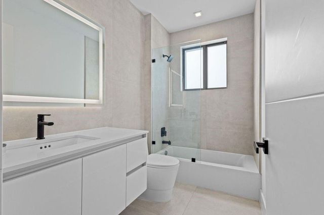 705 SW 8th Terrace, Fort Lauderdale, FL 33315