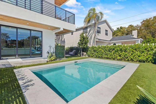 705 SW 8th Terrace, Fort Lauderdale, FL 33315