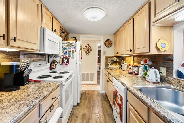 55 Brian Dr G, Stoughton, MA 02072