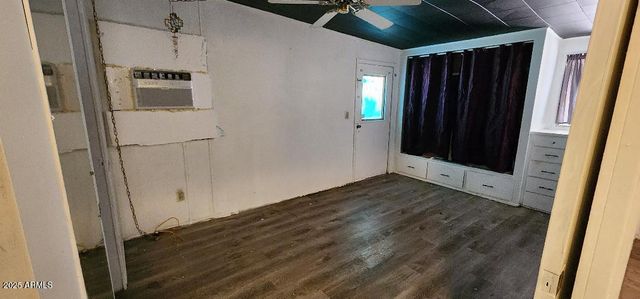 19225 N CAVE CREEK Road 65, Phoenix, AZ 85024