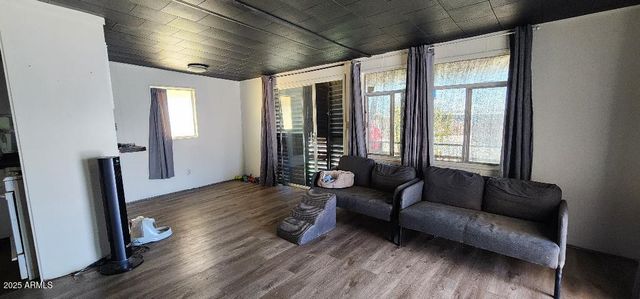 19225 N CAVE CREEK Road 65, Phoenix, AZ 85024