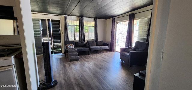 19225 N CAVE CREEK Road 65, Phoenix, AZ 85024