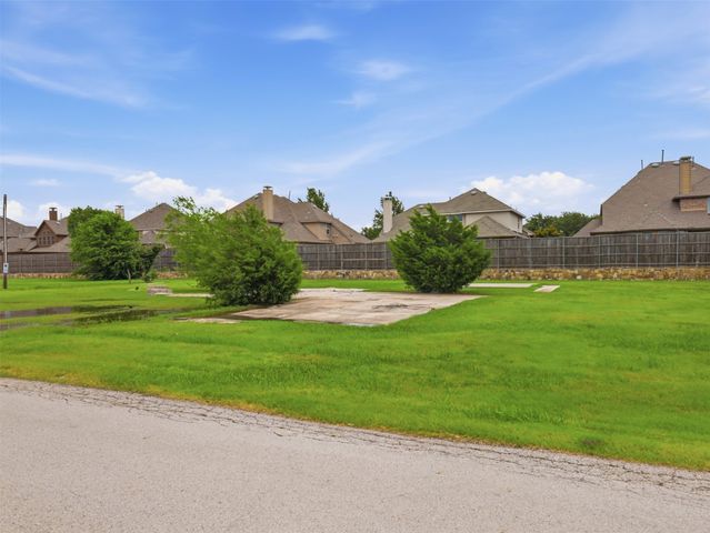 7565 N Lake Trails Drive, Frisco, TX 75036