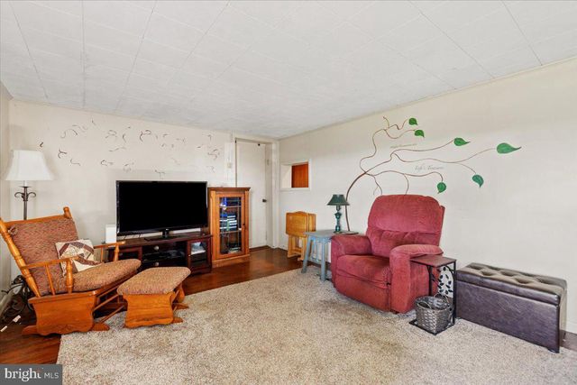 500 S HAYFIELD RD, Winchester, VA 22602