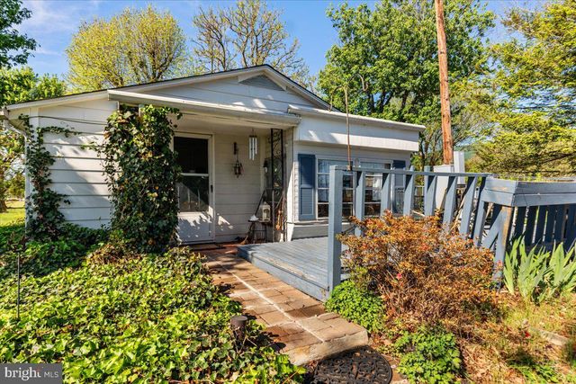 500 S HAYFIELD RD, Winchester, VA 22602