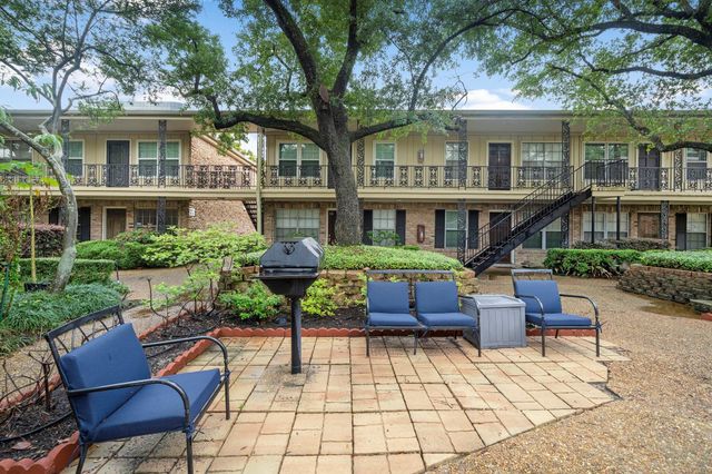 3224 Timmons Lane 135, Houston, TX 77027